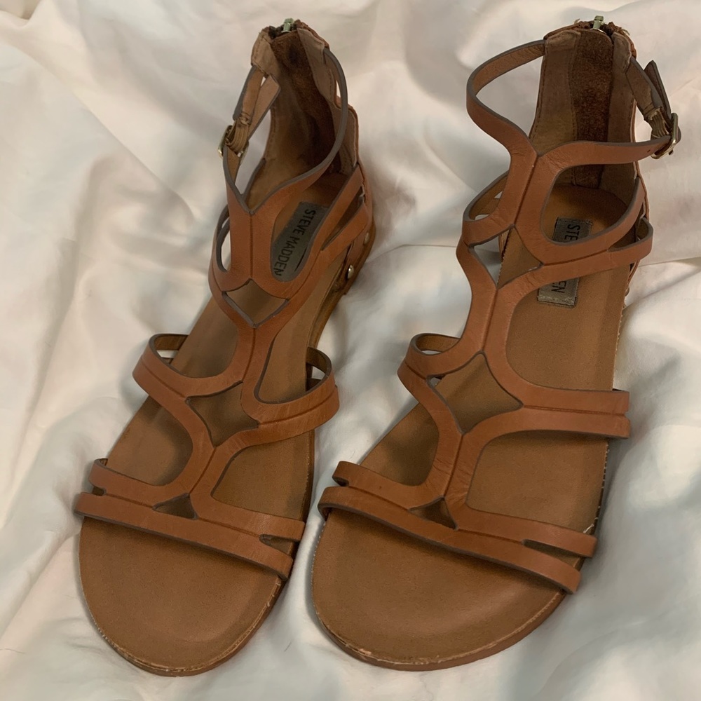USED Steve Madden Sandals size 8.5